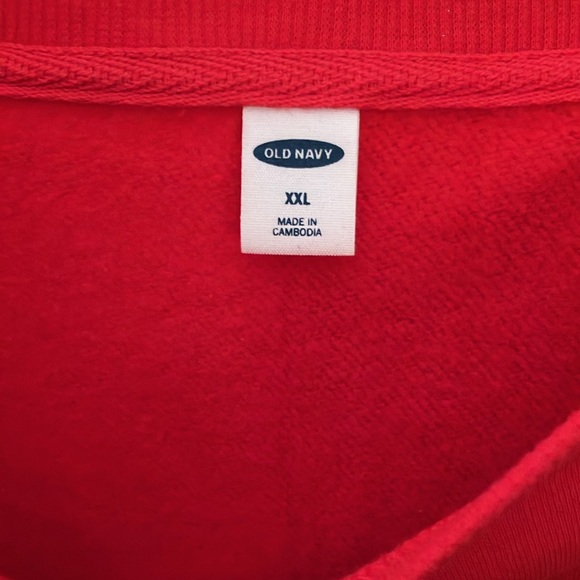 NWOT Old Navy “Santa Understands” Sweatshirt - Picture 4 of 5